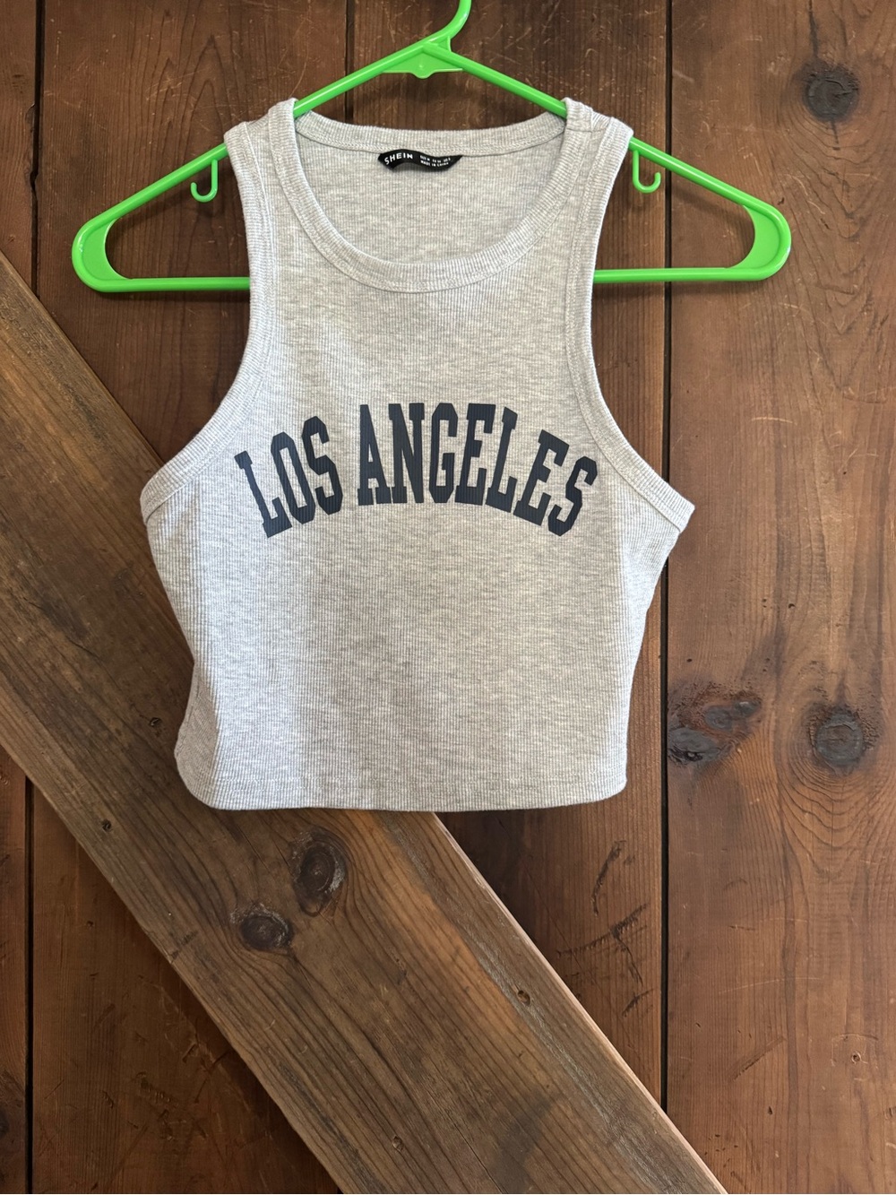 4/$12 SHEIN Gray Ribbed 'Los Angeles' Cropped Tank Top